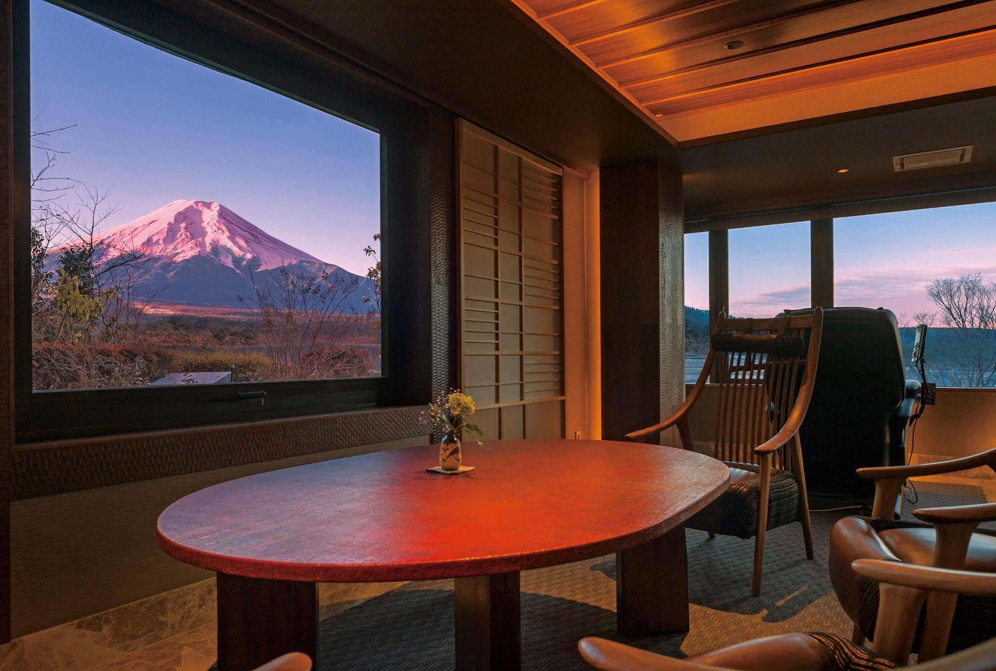 Отель Fujisan Onsen Bessho Sasa Фудзиёсида Экстерьер фото